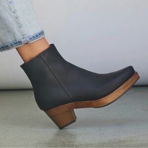 Coclico - Keep Shearling Clog - size 8